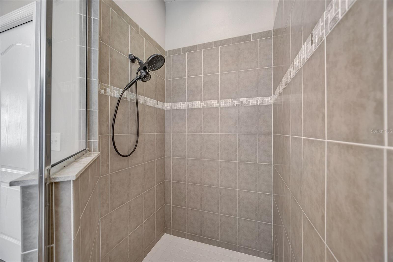 Image 25 of 70 For 4017 Waterville Avenue