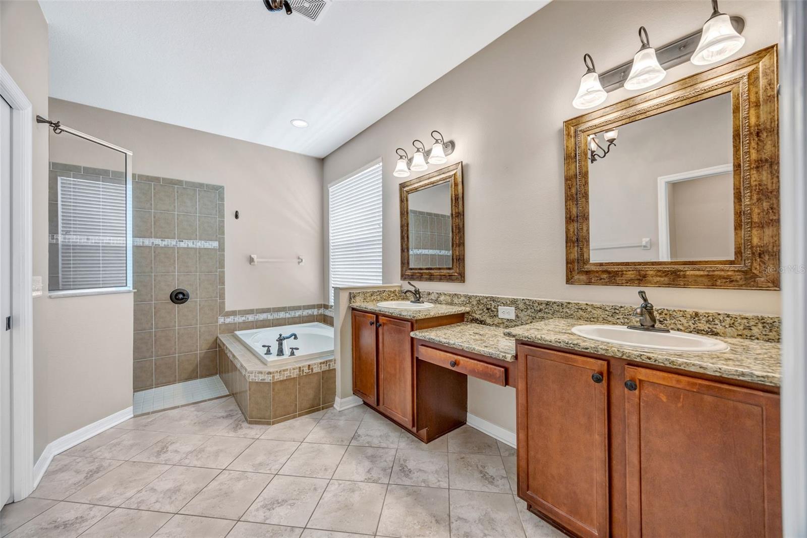 Image 26 of 70 For 4017 Waterville Avenue