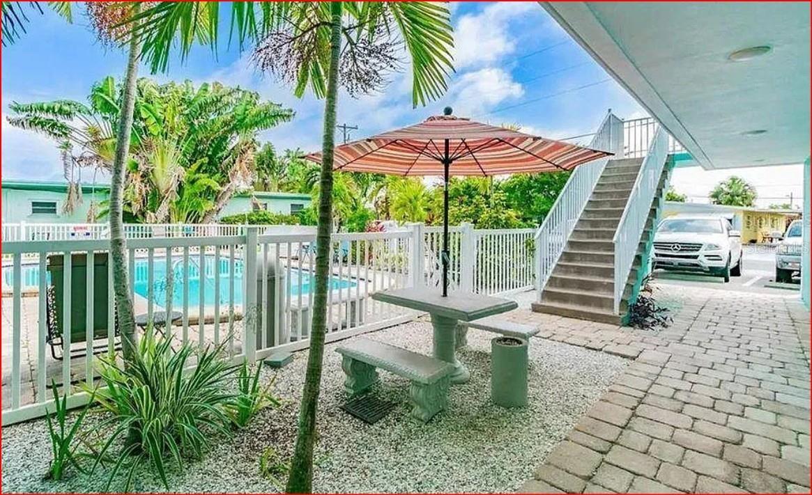 Image 17 of 35 For 11440 1st Street E 6