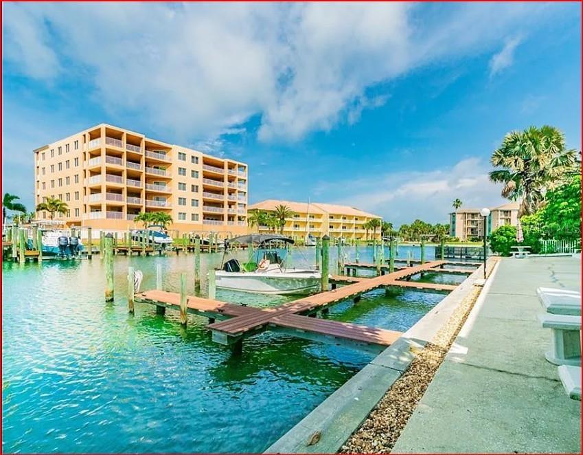 Image 19 of 35 For 11440 1st Street E 6