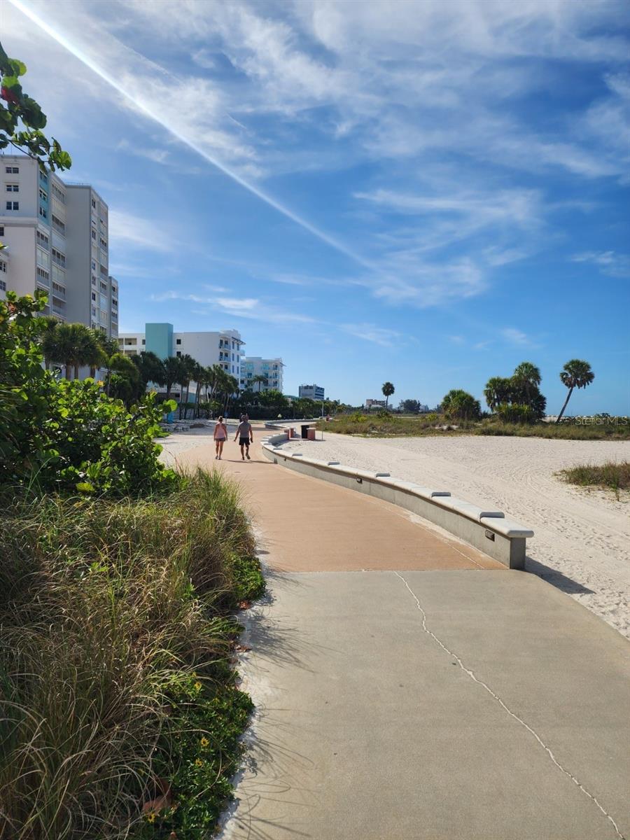 Image 23 of 35 For 11440 1st Street E 6