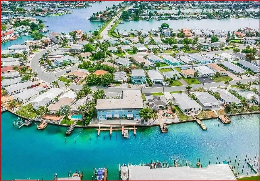 Image 4 of 35 For 11440 1st Street E 6