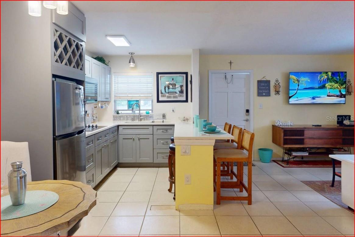 Image 8 of 35 For 11440 1st Street E 6