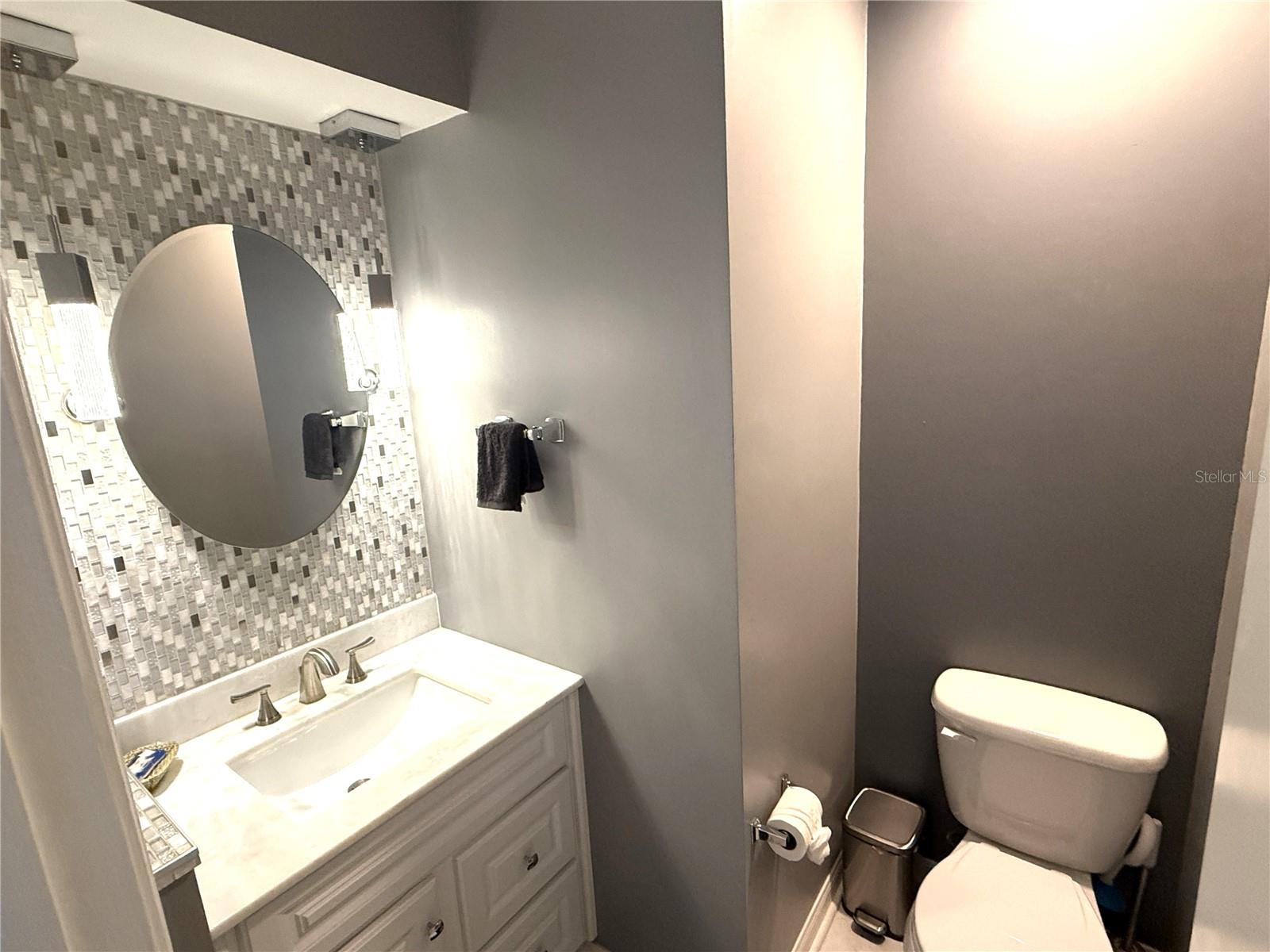 Image 14 of 26 For 7348 Brookview Circle