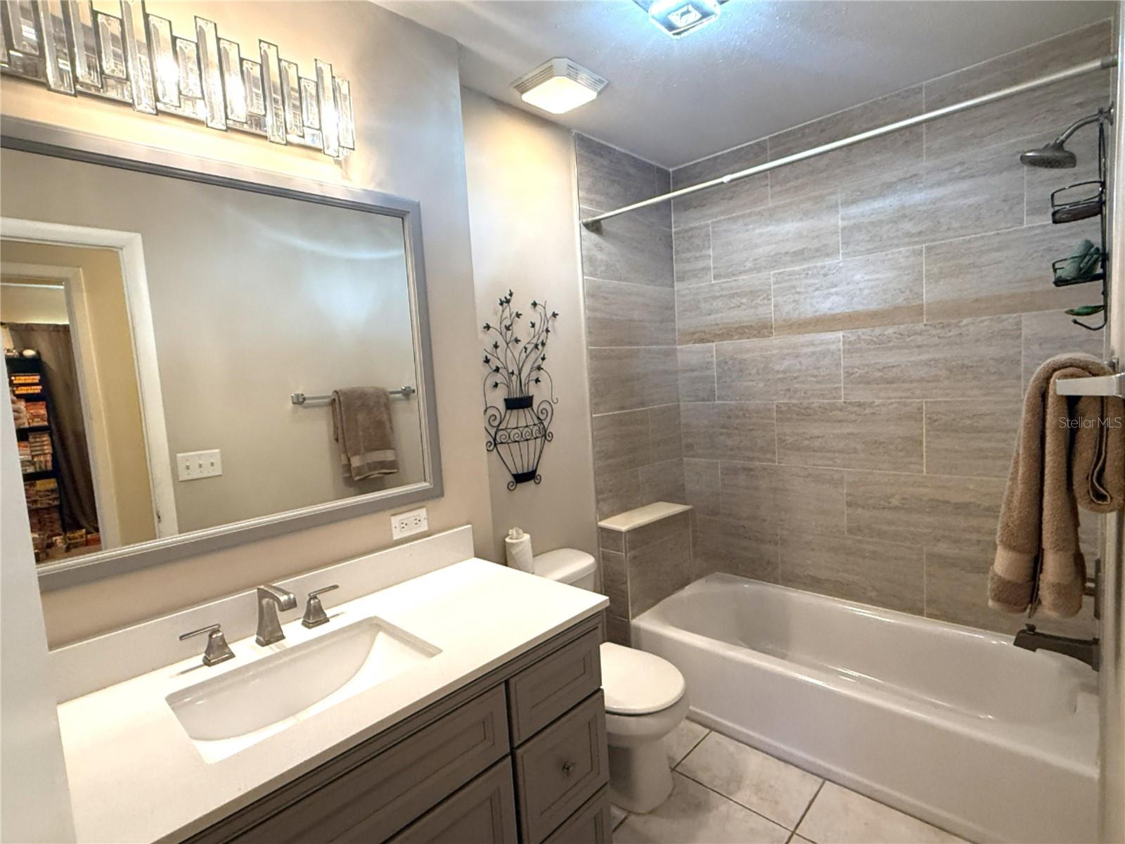 Image 15 of 26 For 7348 Brookview Circle