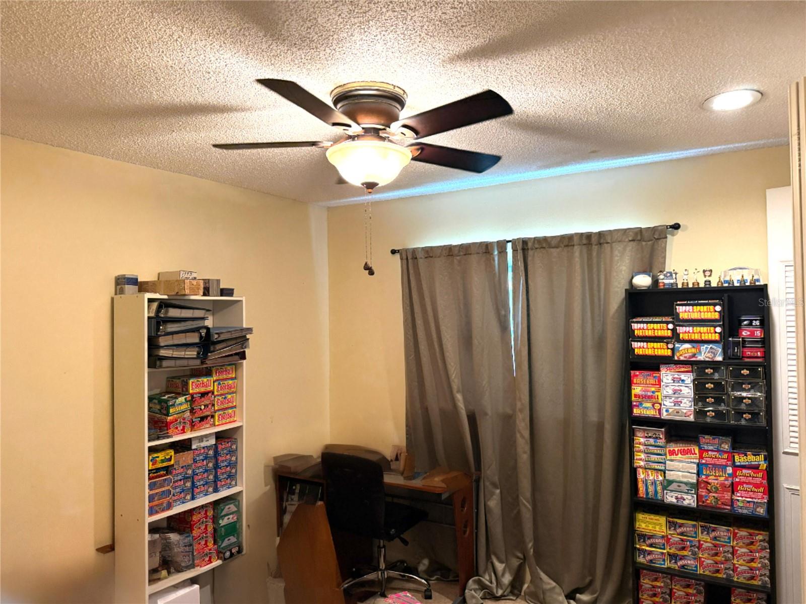 Image 22 of 26 For 7348 Brookview Circle