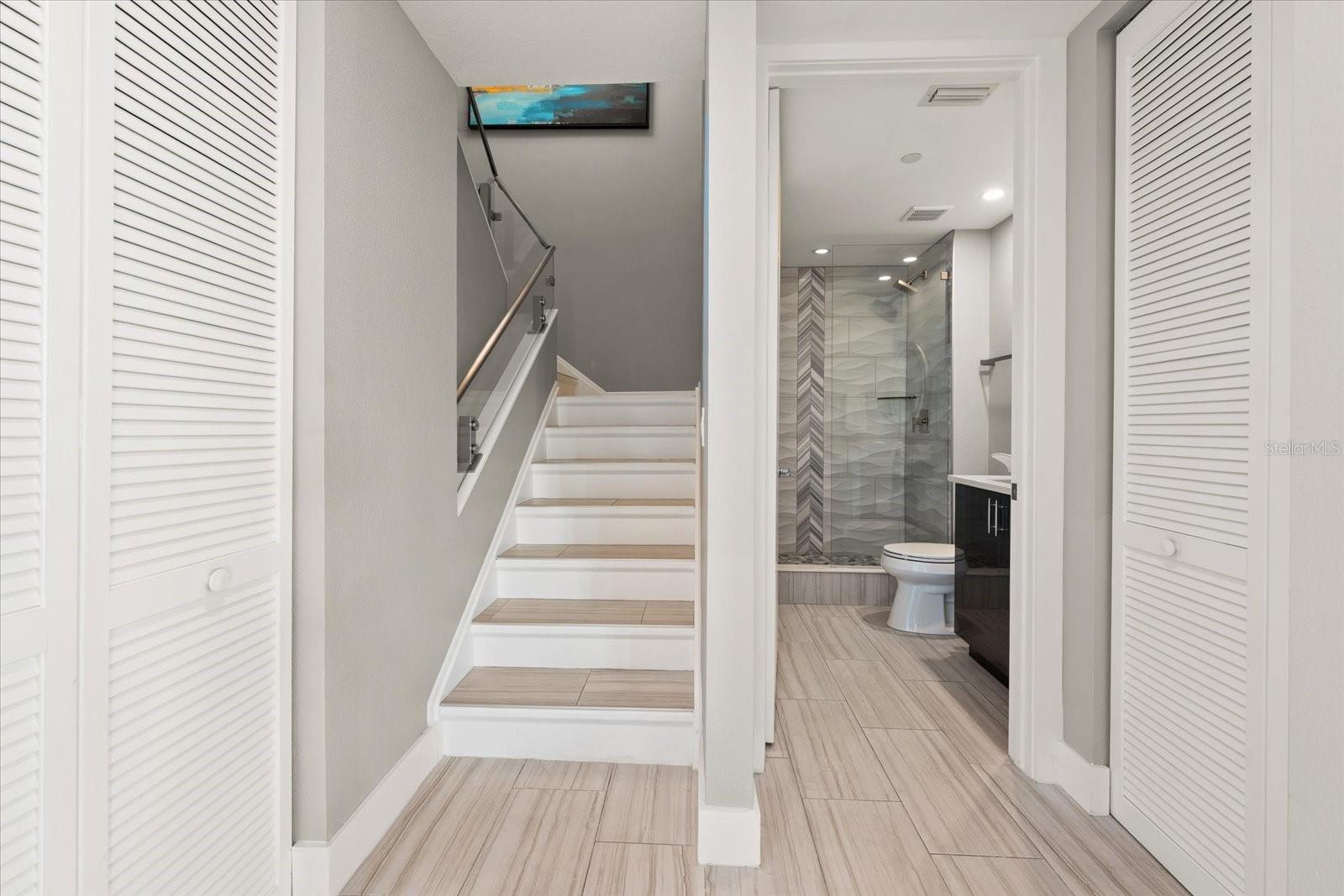 Image 23 of 48 For 1560 Gulf Boulevard 304