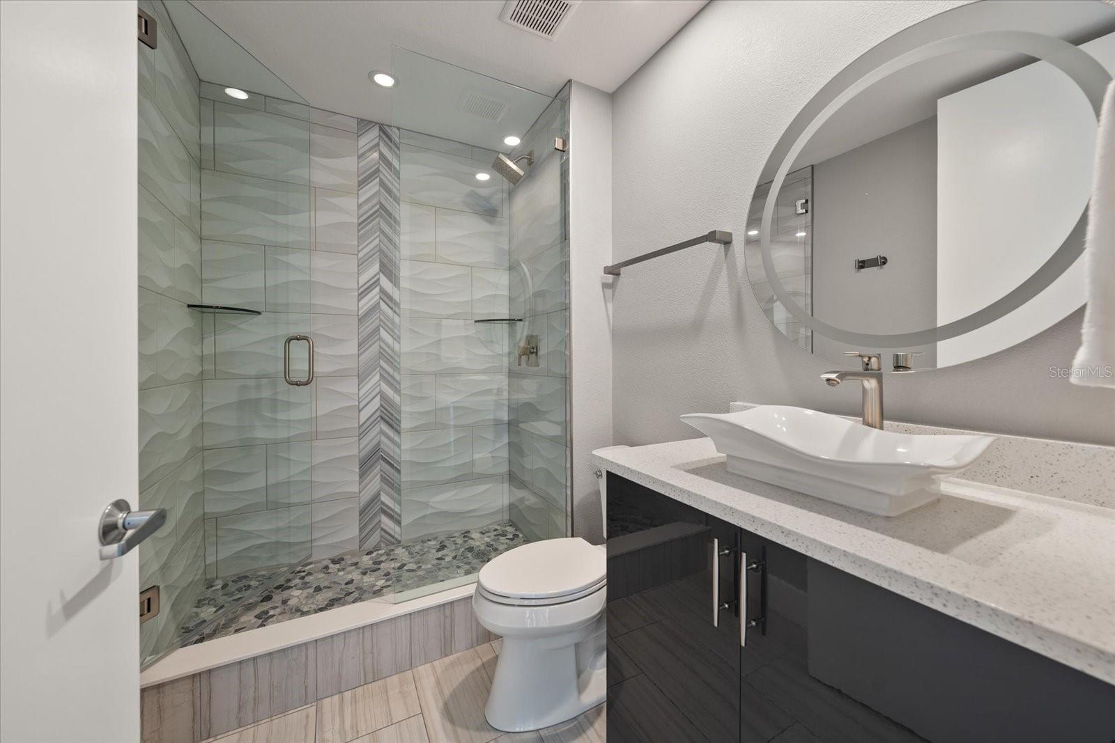 Image 24 of 48 For 1560 Gulf Boulevard 304