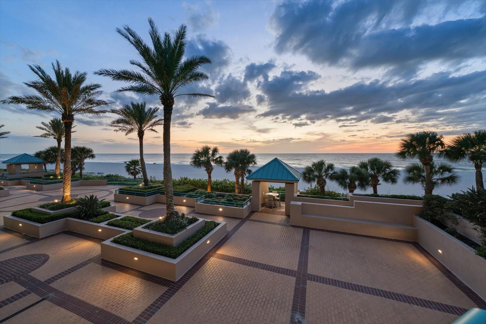 Image 30 of 48 For 1560 Gulf Boulevard 304