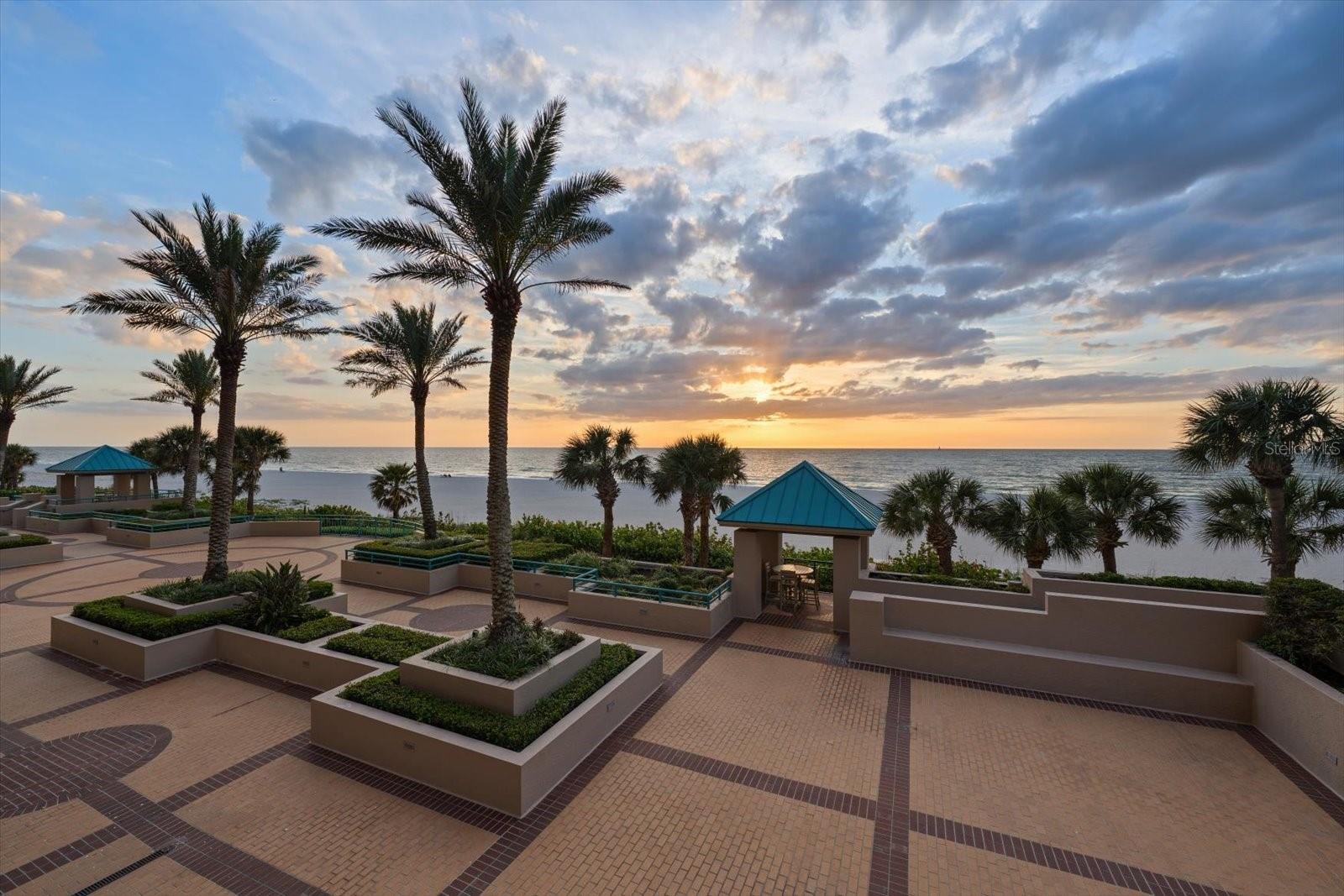 Image 41 of 48 For 1560 Gulf Boulevard 304