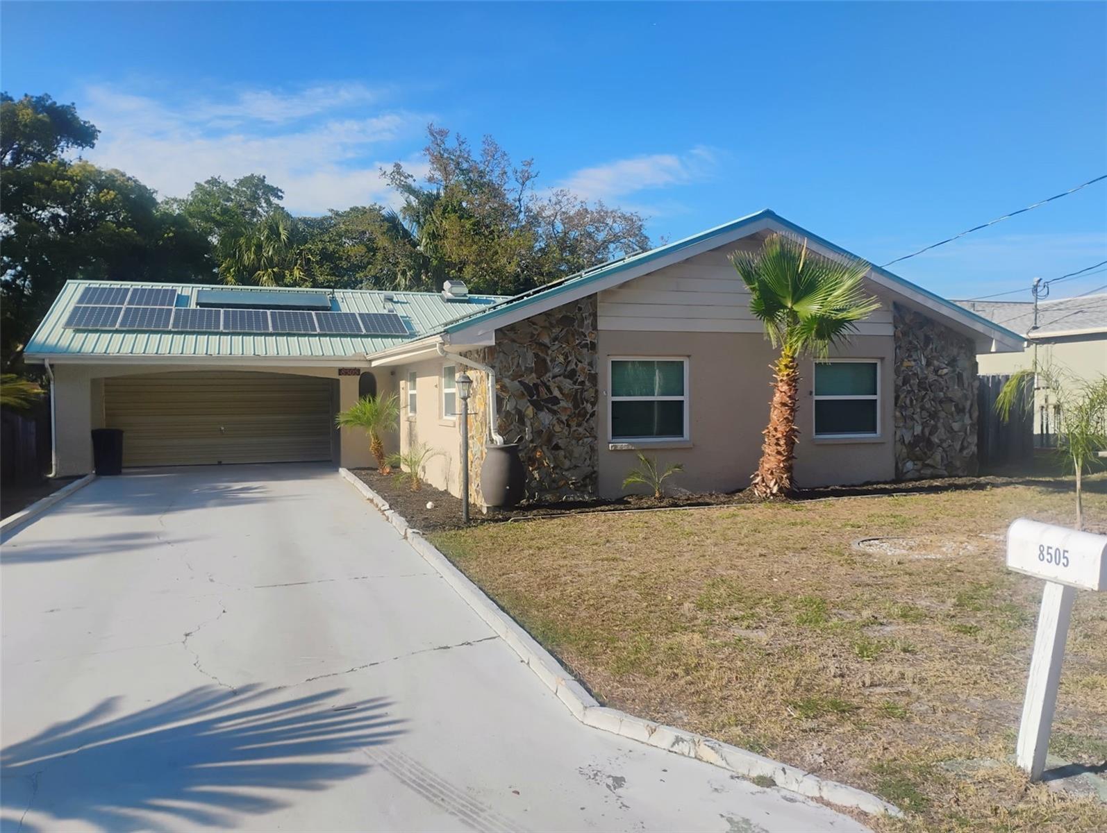 Details for 8505 Jolly Roger Drive, HUDSON, FL 34667