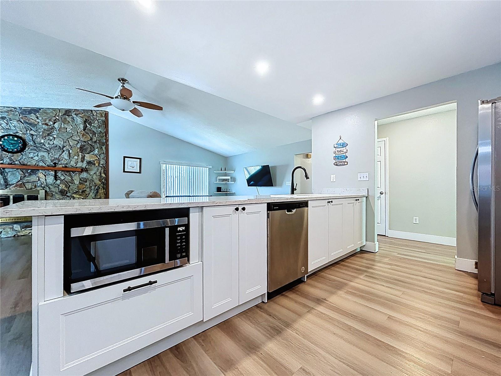 Image 10 of 42 For 8505 Jolly Roger Drive