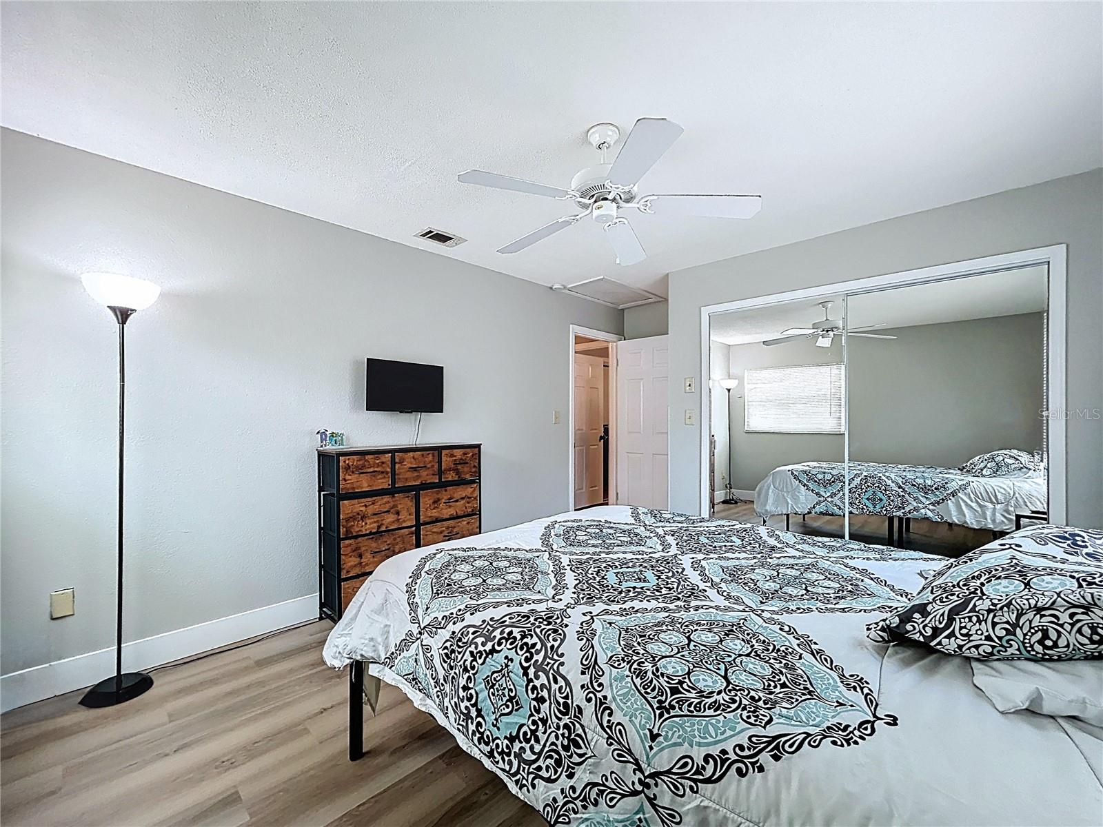 Image 18 of 42 For 8505 Jolly Roger Drive