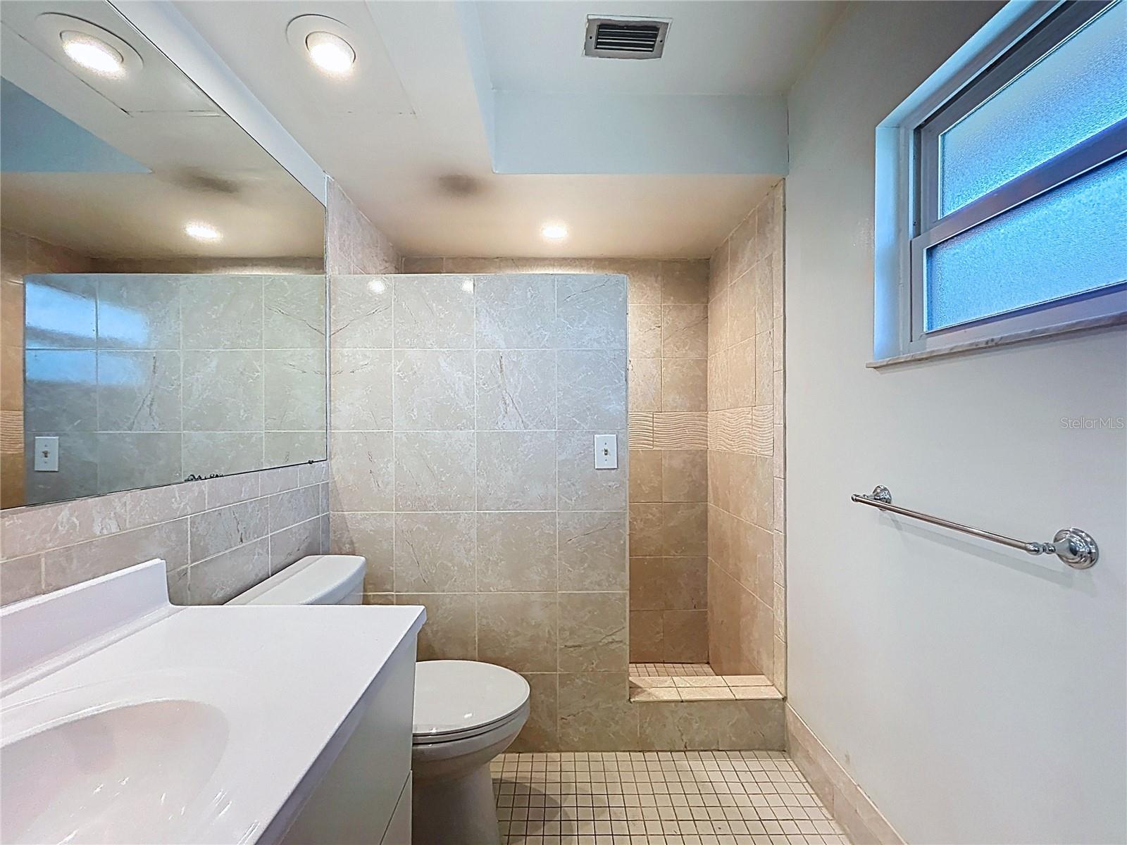 Image 20 of 42 For 8505 Jolly Roger Drive