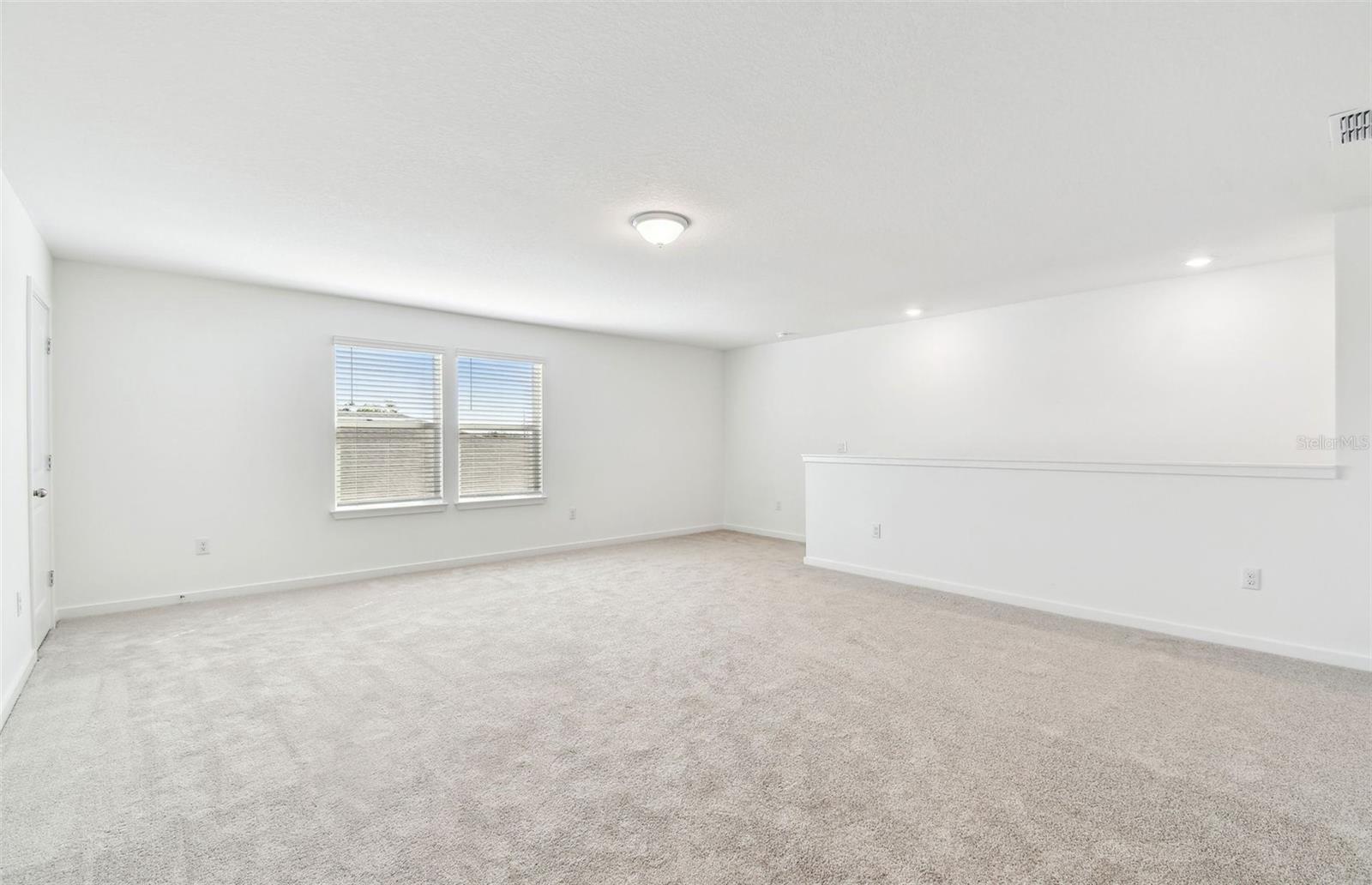 Image 12 of 18 For 10818 Sapphire Breeze Cove