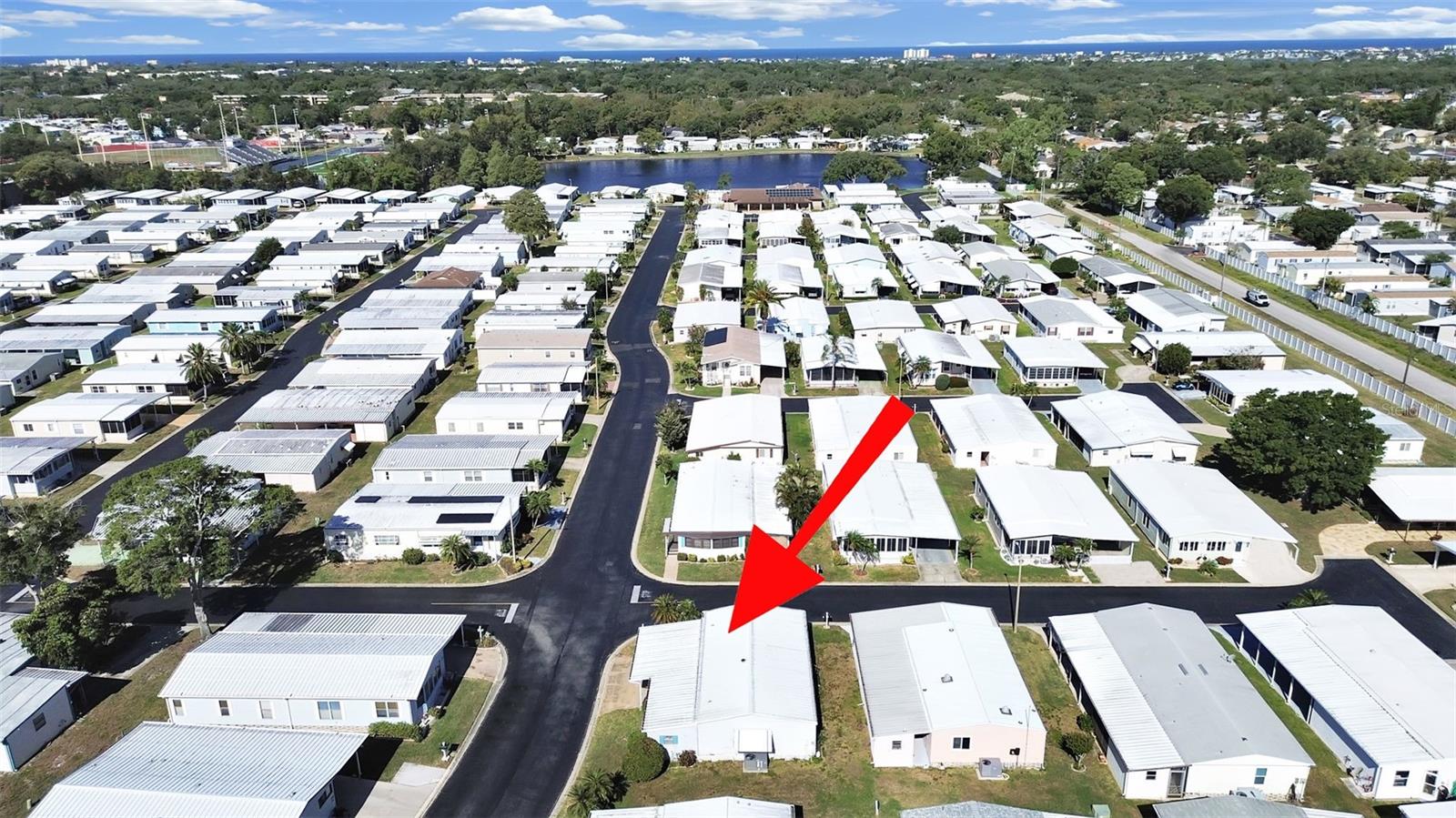 Image 21 of 25 For 12501 Ulmerton Road 77