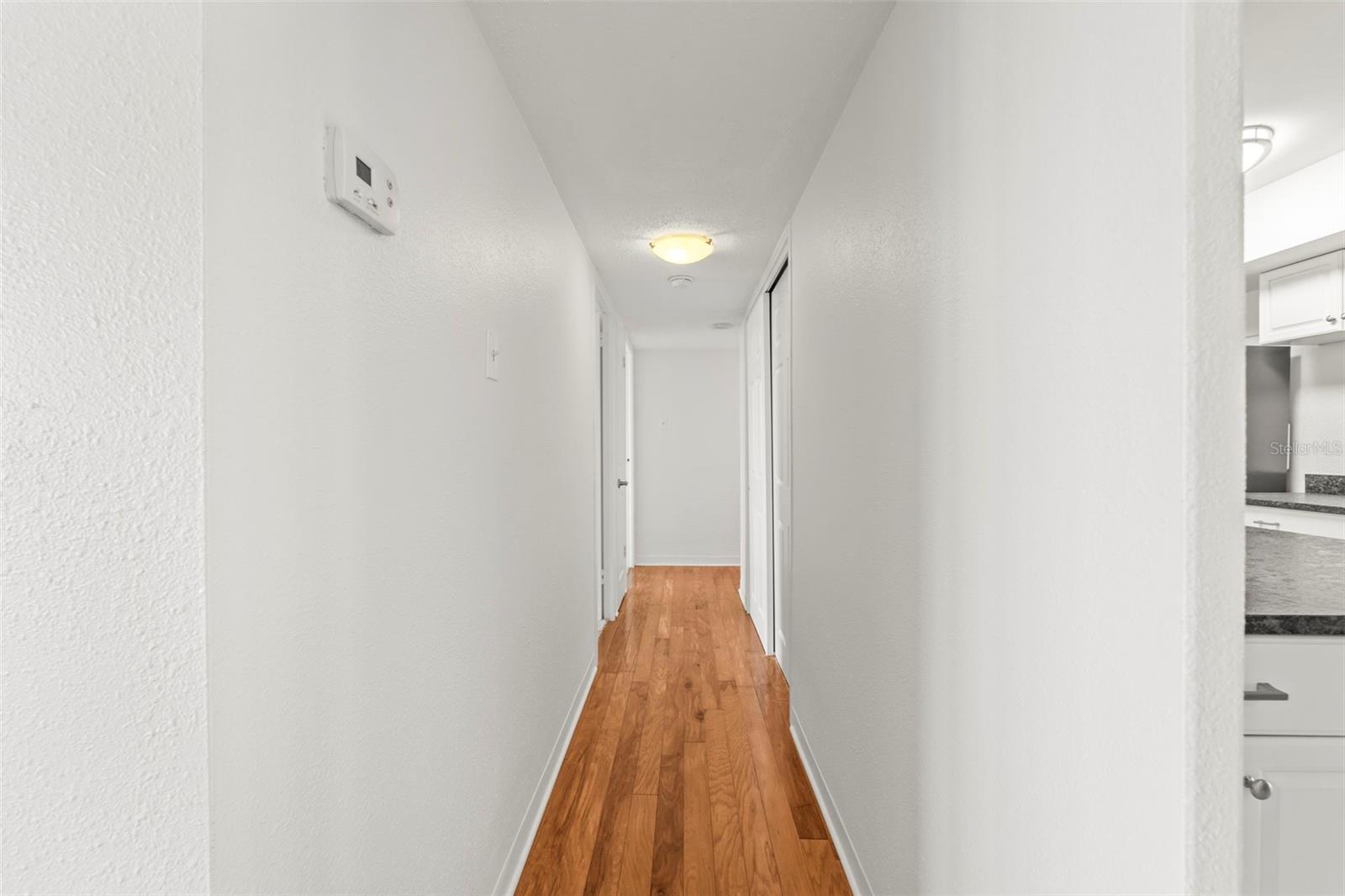 Image 21 of 41 For 10355 Paradise Boulevard 403