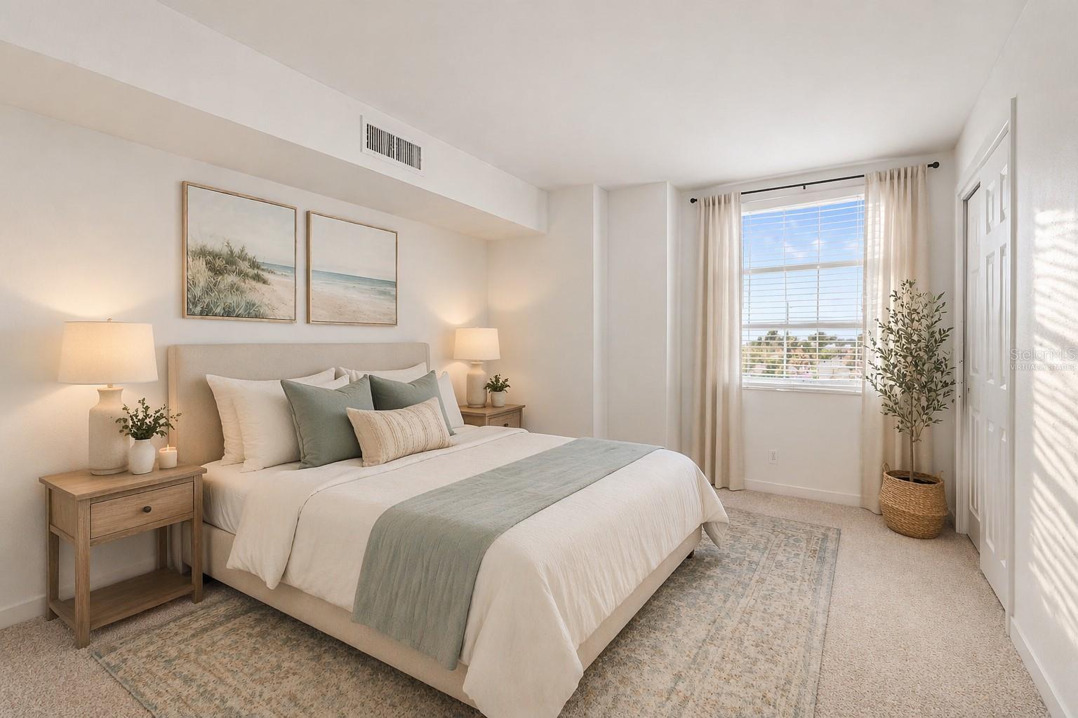 Image 23 of 41 For 10355 Paradise Boulevard 403