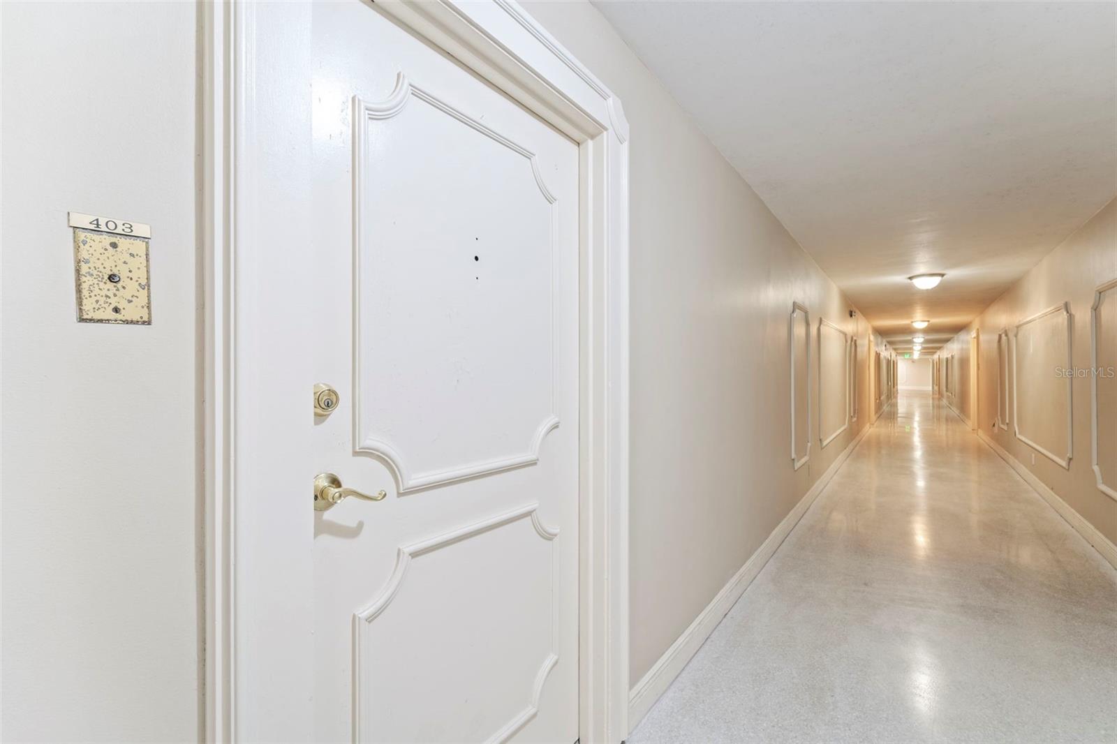 Image 4 of 41 For 10355 Paradise Boulevard 403