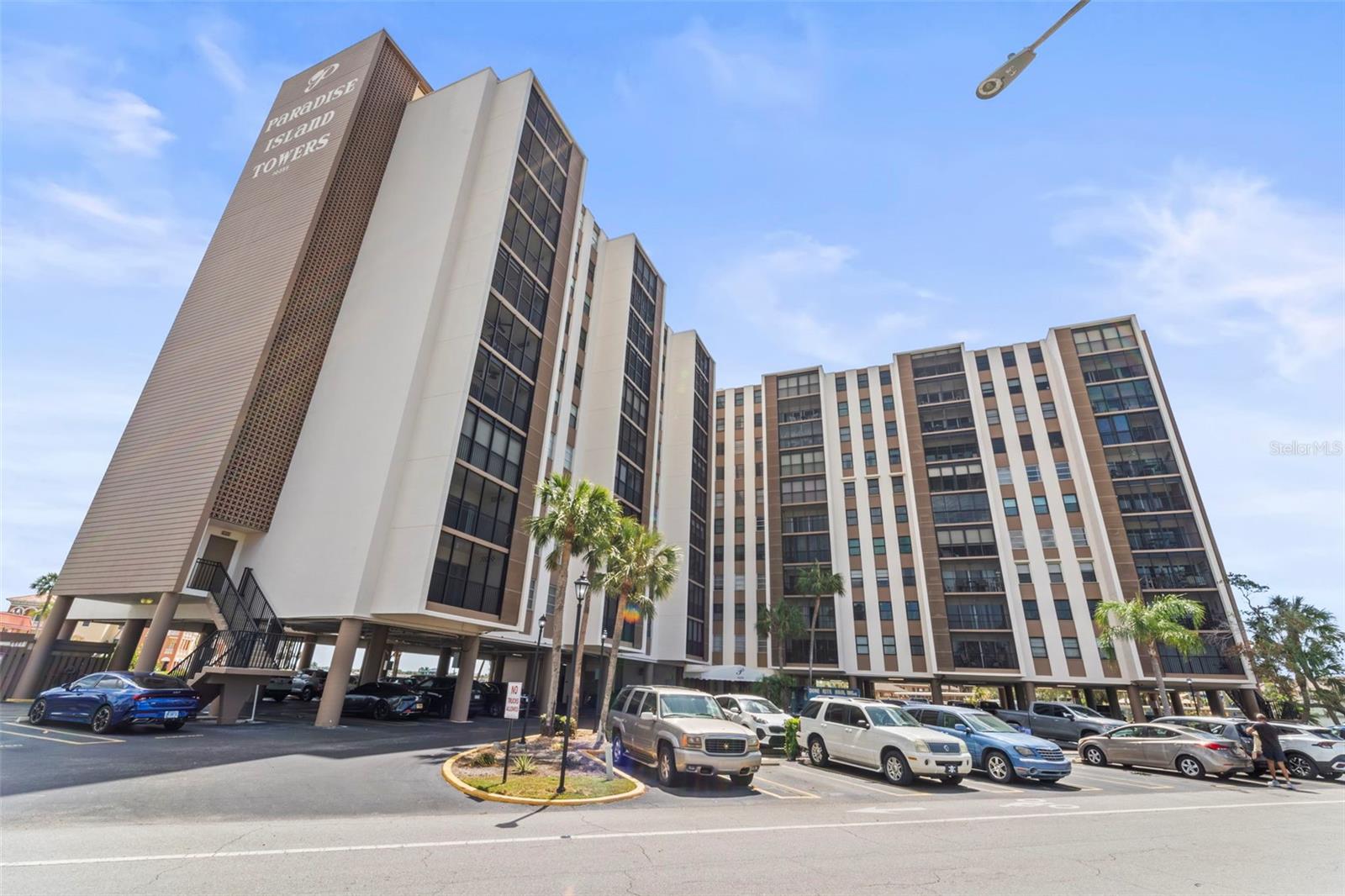 Image 40 of 41 For 10355 Paradise Boulevard 403