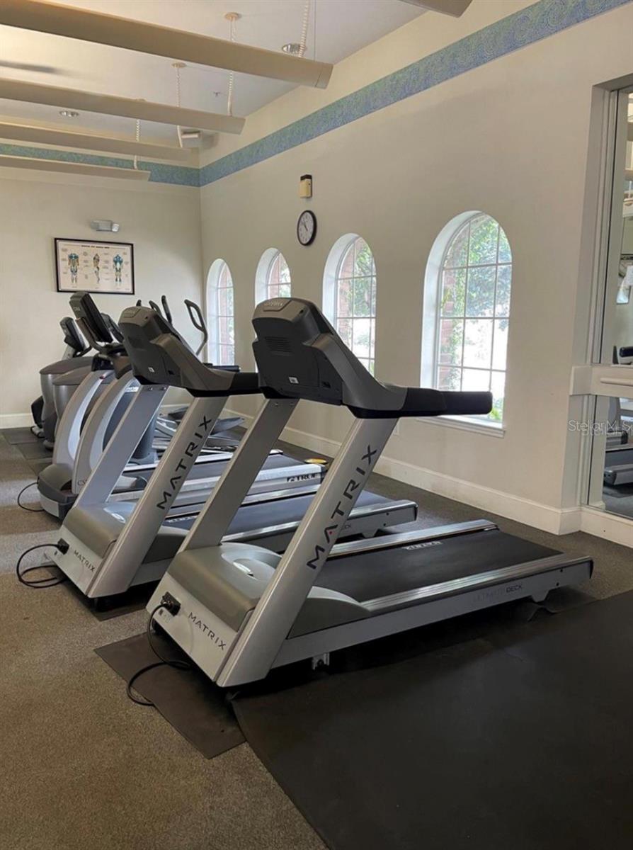 Image 8 of 9 For 501 Knights Run Avenue 2215