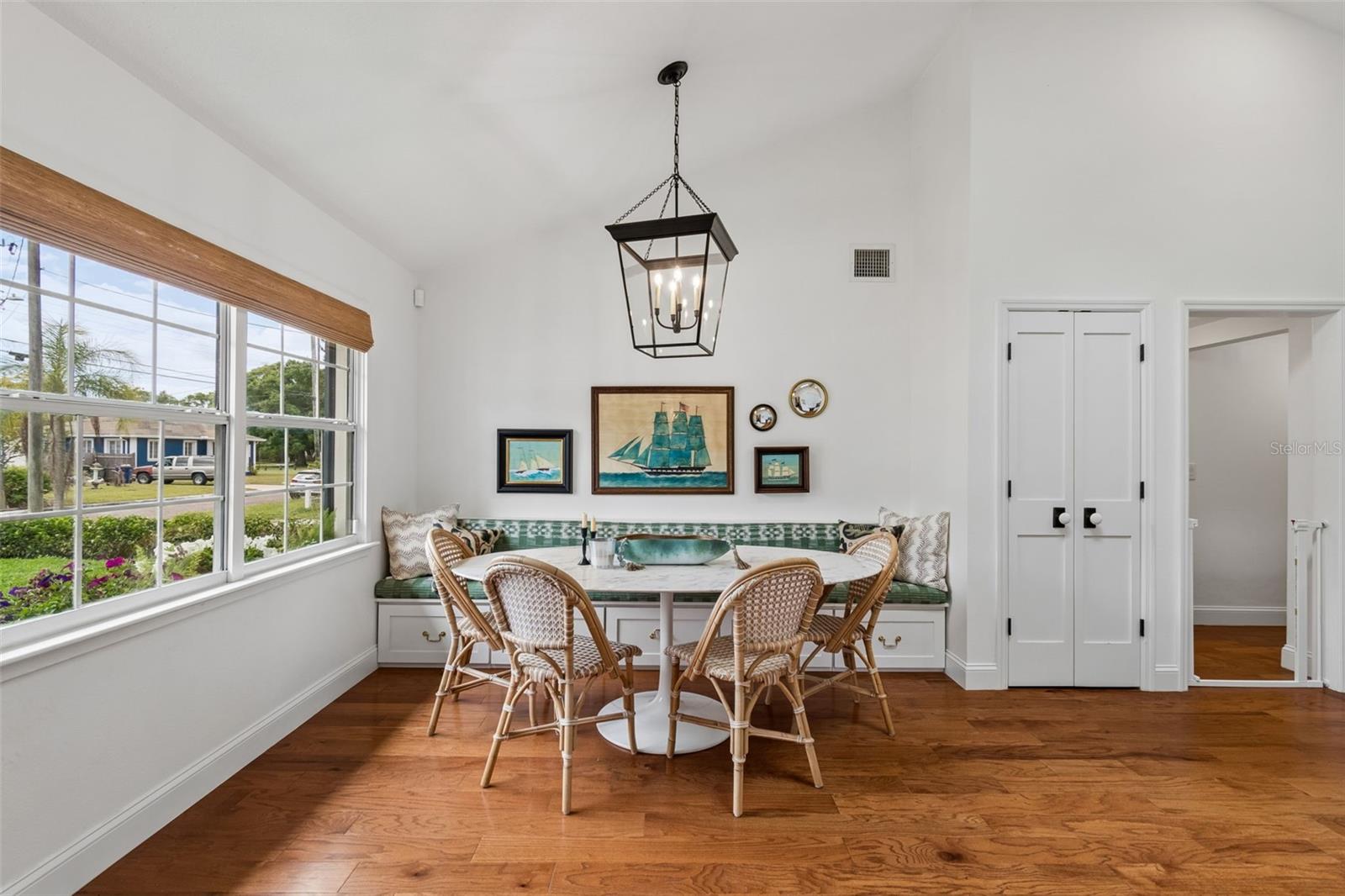 Image 12 of 38 For 815 Kentucky Avenue