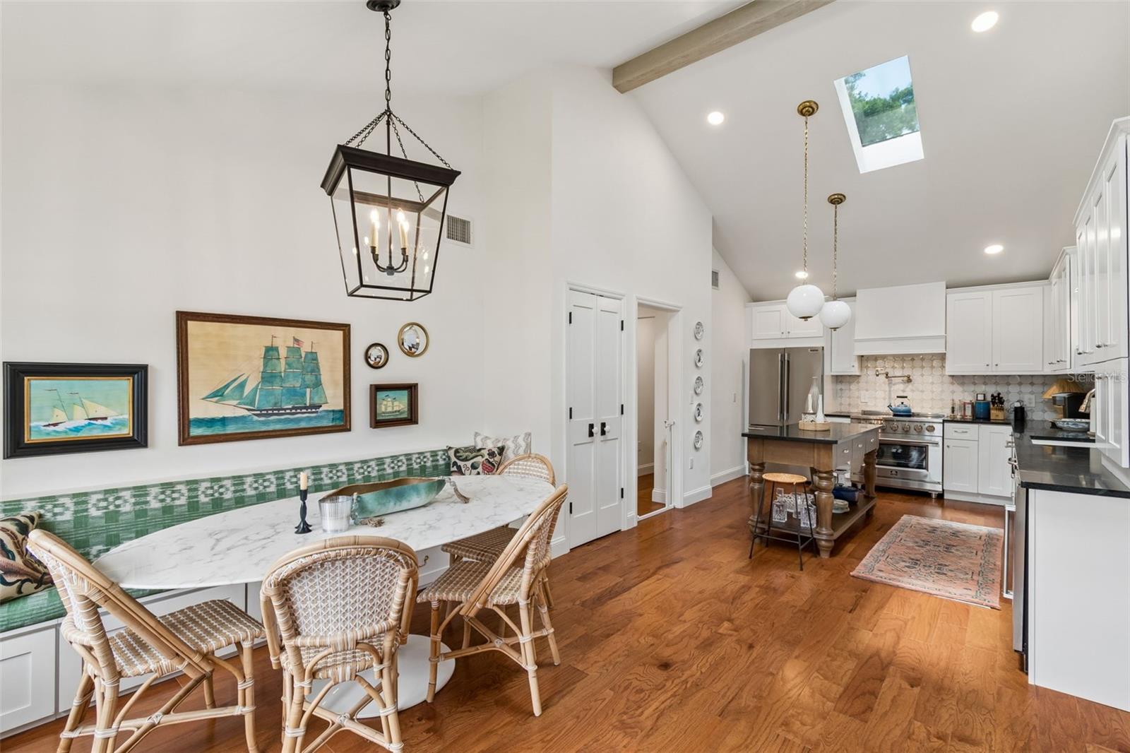 Image 13 of 38 For 815 Kentucky Avenue