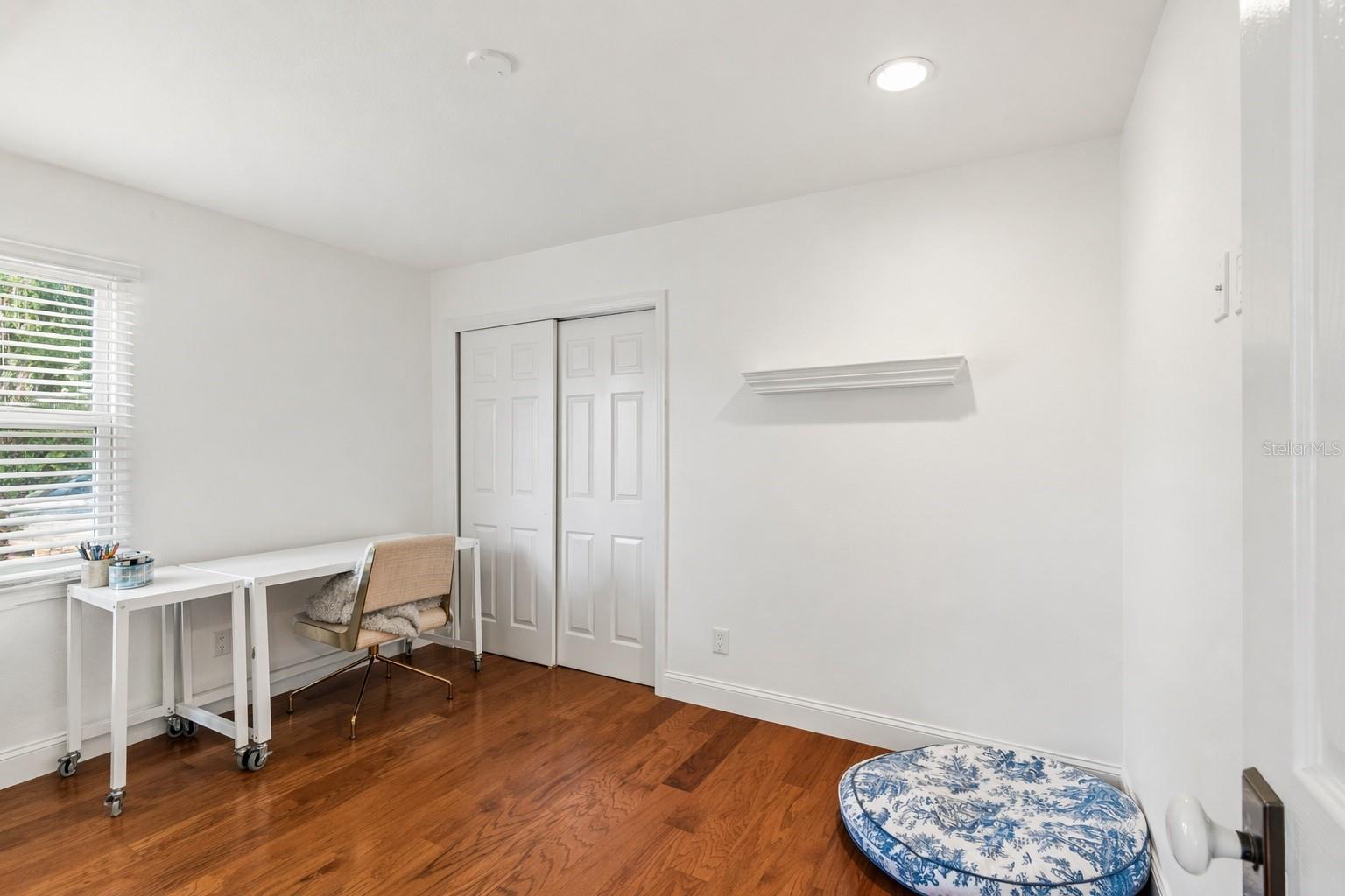 Image 26 of 38 For 815 Kentucky Avenue