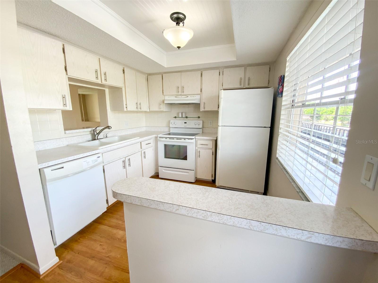 Image 4 of 37 For 1370 Heather Ridge Boulevard 204