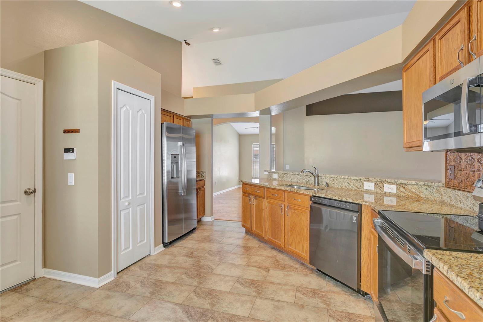 Image 17 of 52 For 2617 Buckhorn Preserve Boulevard