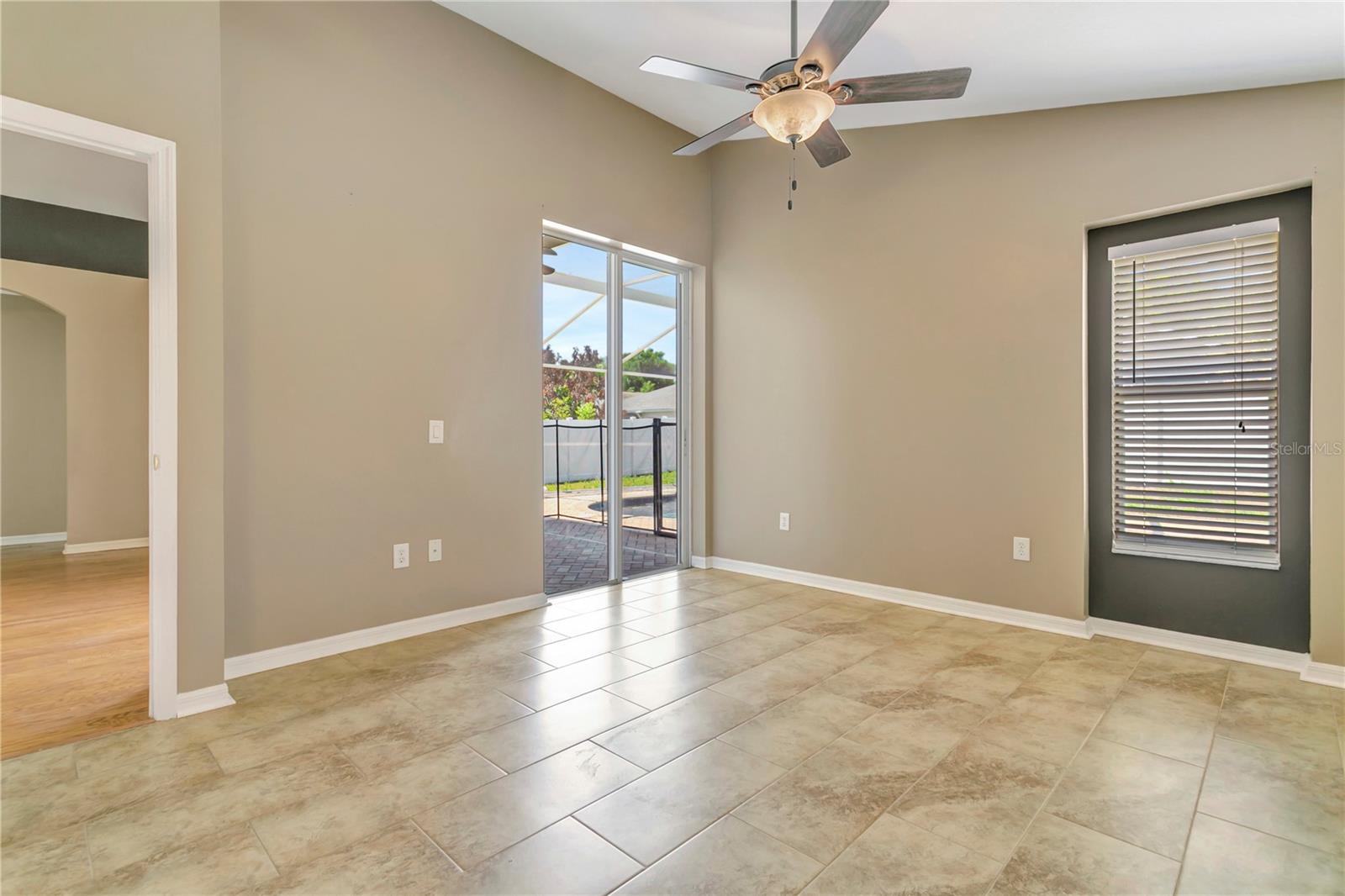 Image 33 of 52 For 2617 Buckhorn Preserve Boulevard