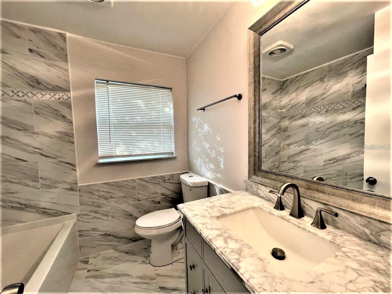 Image 18 of 45 For 12644 81st Terrace