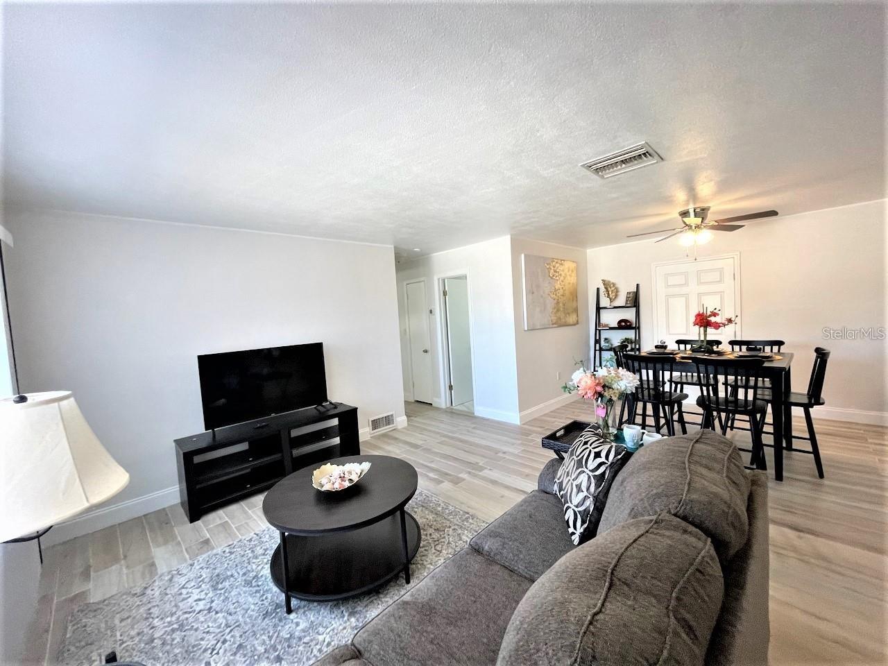 Image 8 of 45 For 12644 81st Terrace