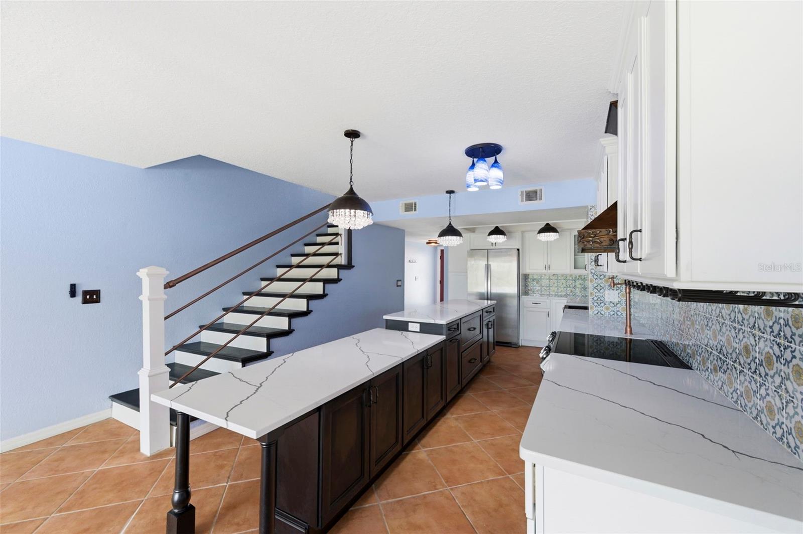 Image 10 of 42 For 9438 Tara Cay Court 27