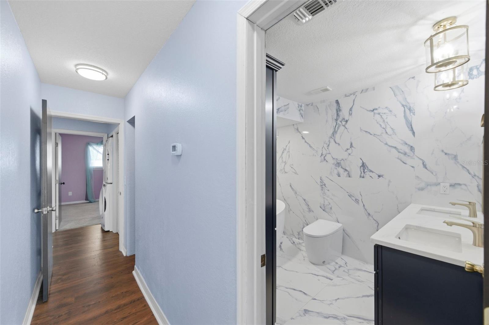 Image 24 of 42 For 9438 Tara Cay Court 27