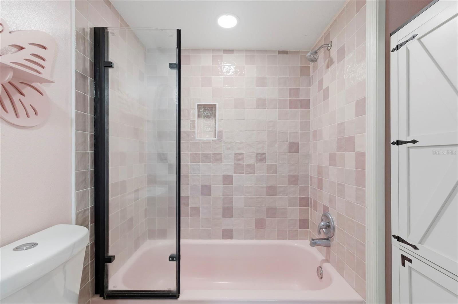 Image 31 of 42 For 9438 Tara Cay Court 27