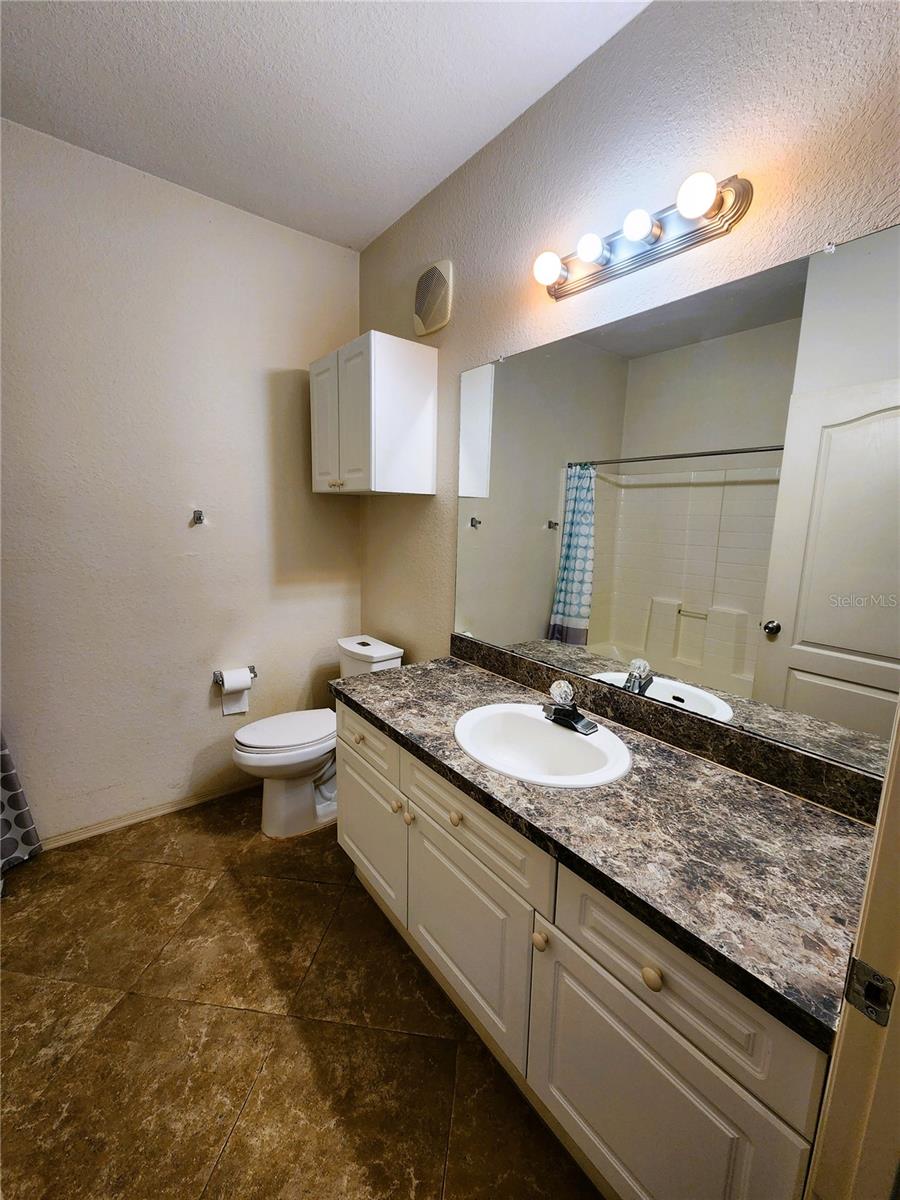 Image 24 of 38 For 2733 Via Cipriani  810a