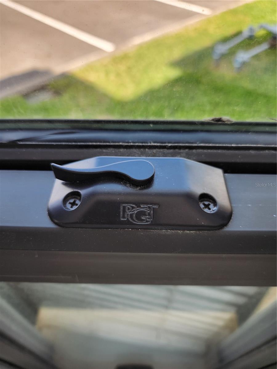 Image 27 of 38 For 2733 Via Cipriani  810a