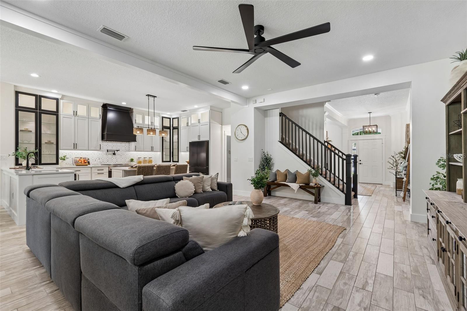 Image 11 of 68 For 7441 Ambleside Drive