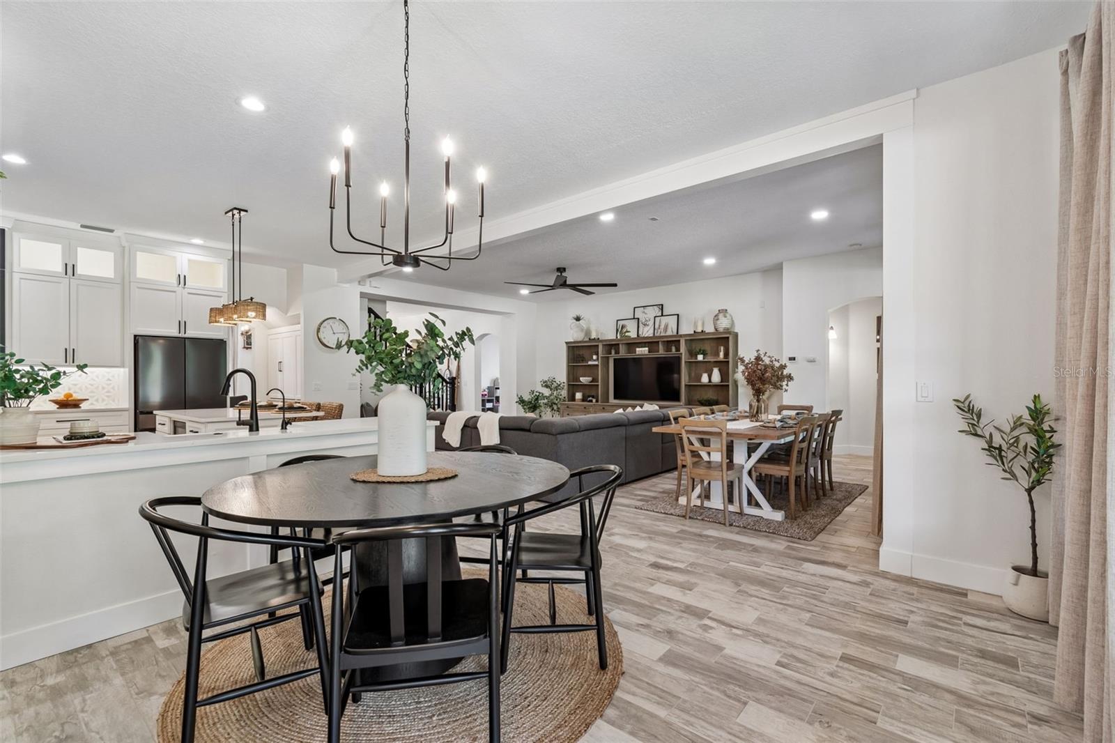 Image 21 of 68 For 7441 Ambleside Drive