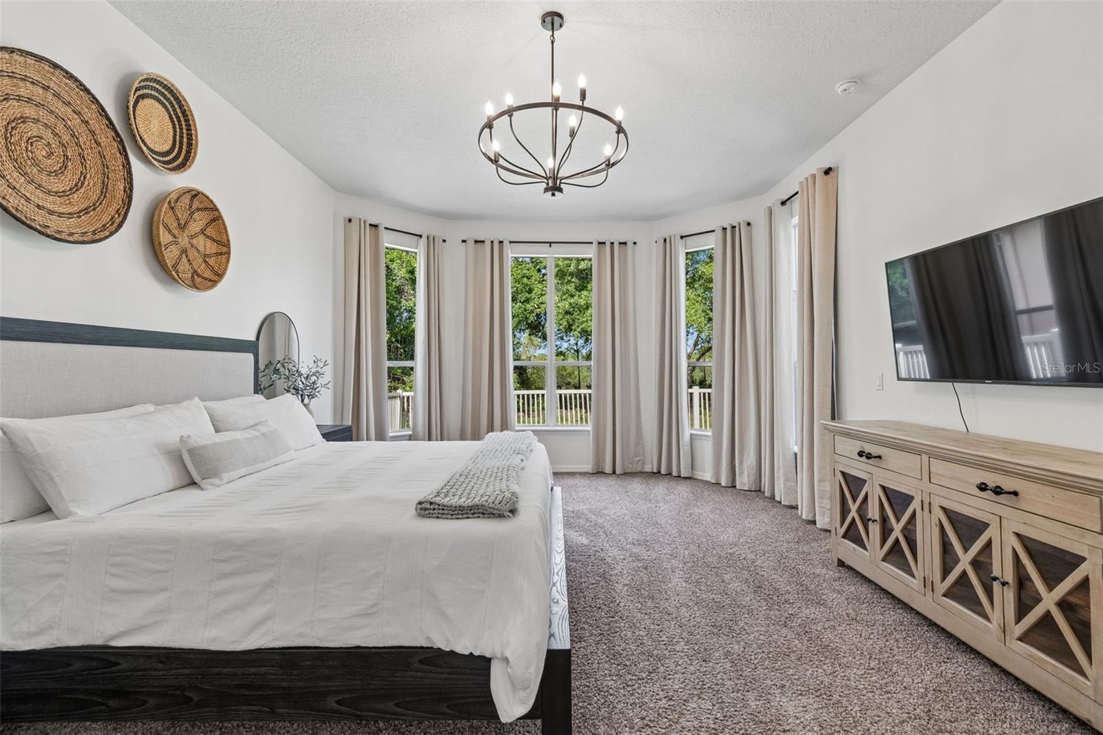 Image 23 of 68 For 7441 Ambleside Drive