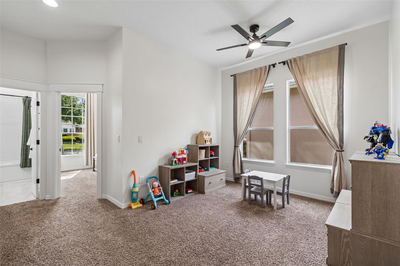 Image 31 of 68 For 7441 Ambleside Drive