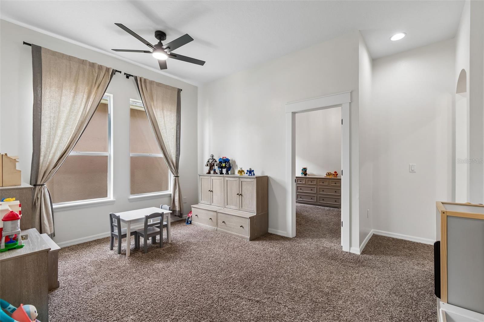 Image 33 of 68 For 7441 Ambleside Drive