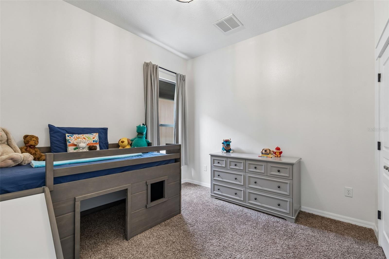 Image 34 of 68 For 7441 Ambleside Drive