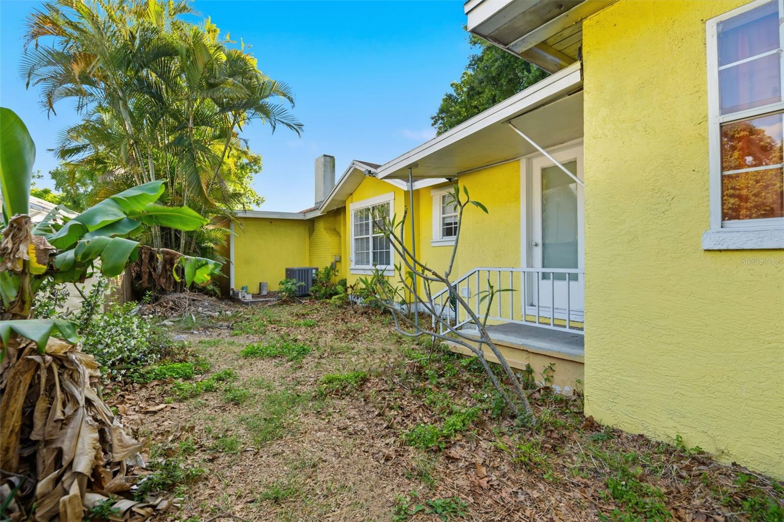 Image 19 of 22 For 1110 27th Avenue W