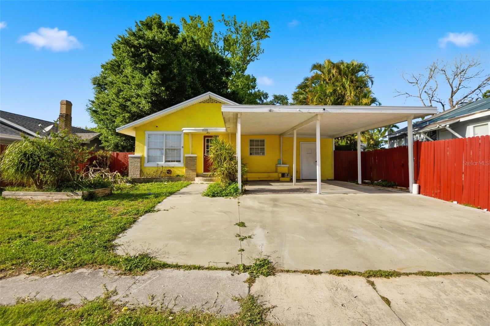 Image 2 of 22 For 1110 27th Avenue W