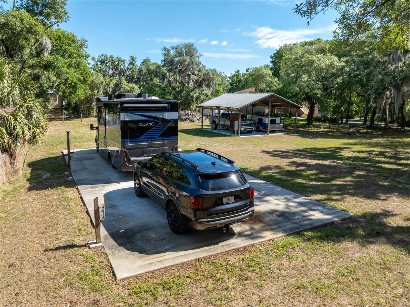 Listing photo id 8 for 8214 Revels Road