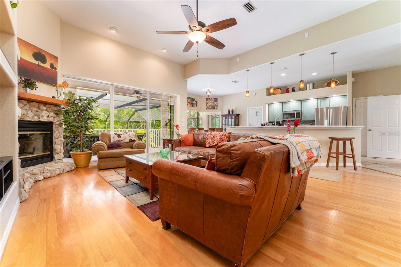 Listing photo id 9 for 8214 Revels Road