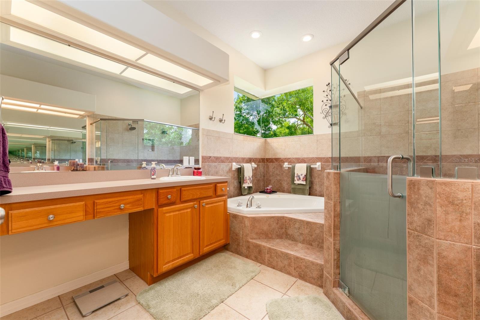Listing photo id 22 for 8214 Revels Road