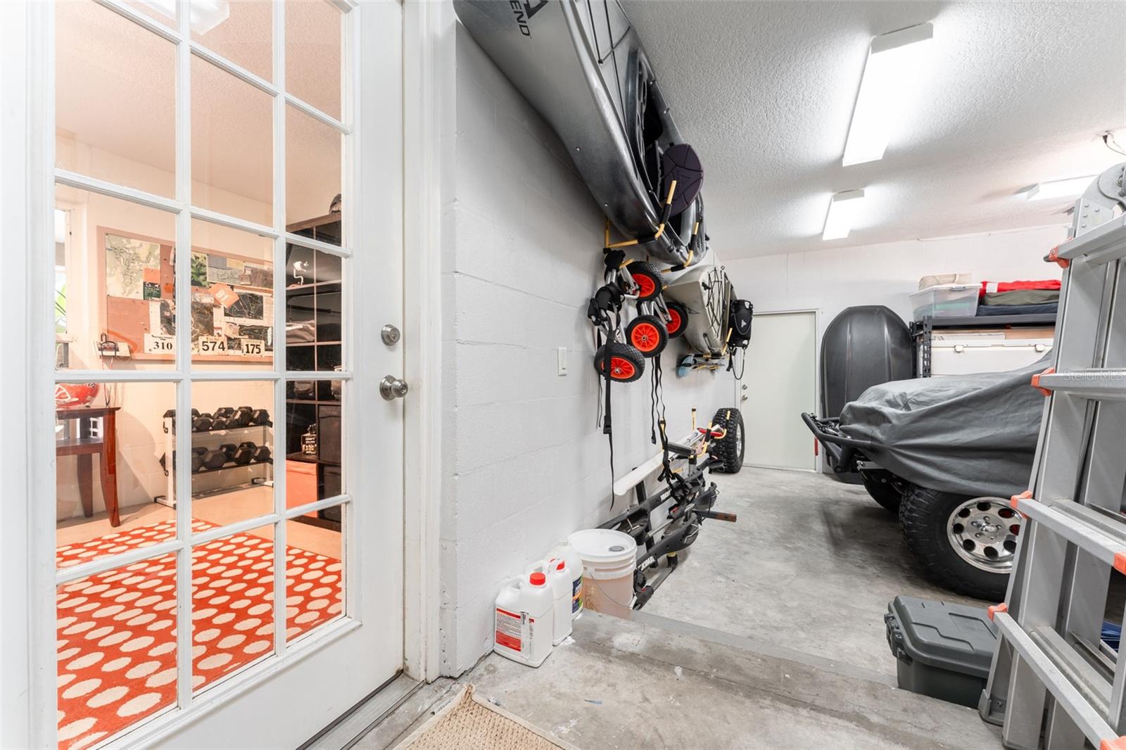 Listing photo id 40 for 8214 Revels Road